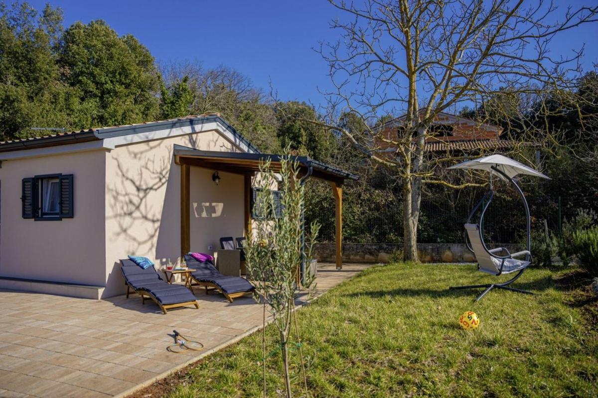 Modean In Pula - Haus Fuer 2-3 Personen Villa Dış mekan fotoğraf